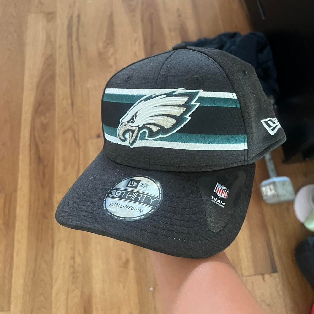 Philadelphia Eagles NFL fitted size M